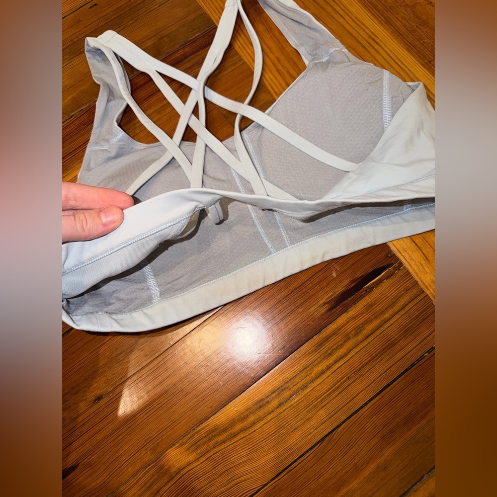 Lululemon Free to Be Serene Sports Bra Size 10 Blue - Picture 5 of 11